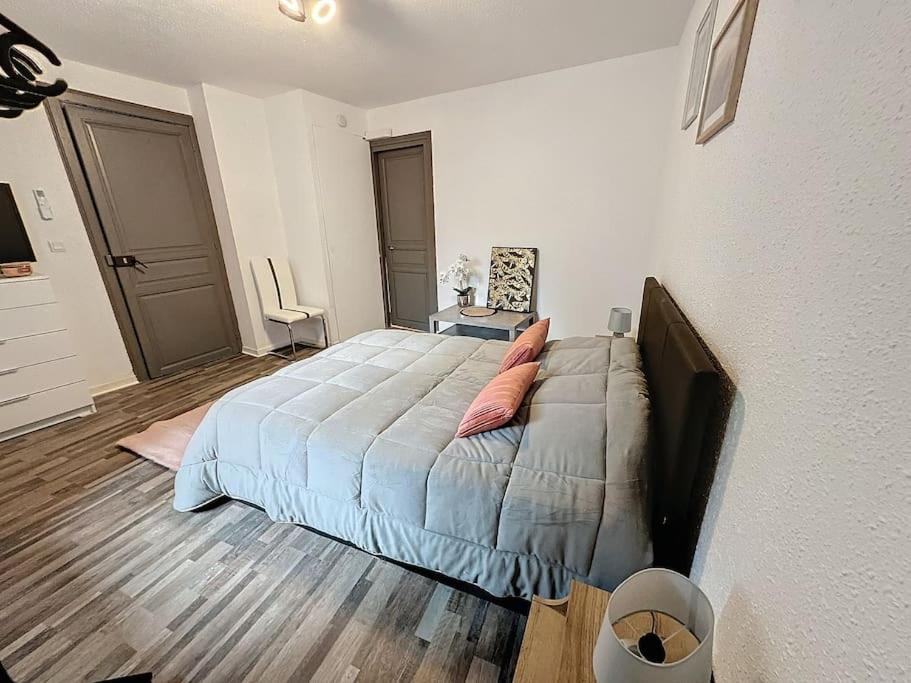 Charmant T2 Centre Lourdes Bagian luar foto